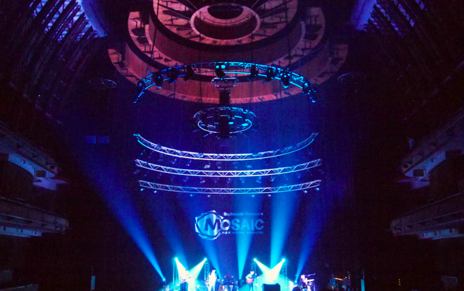 Travelling around the “Mosaic Music Festival”