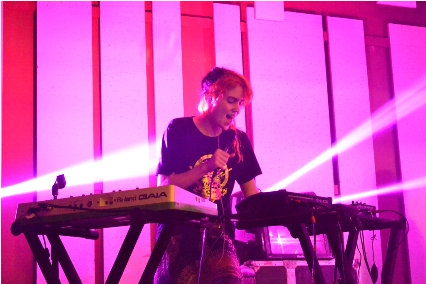 Grimes’ Show And Her Saga In Kuala Lumpur