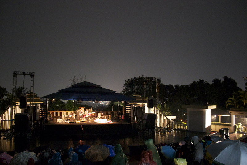 An Intimate Night With MONO